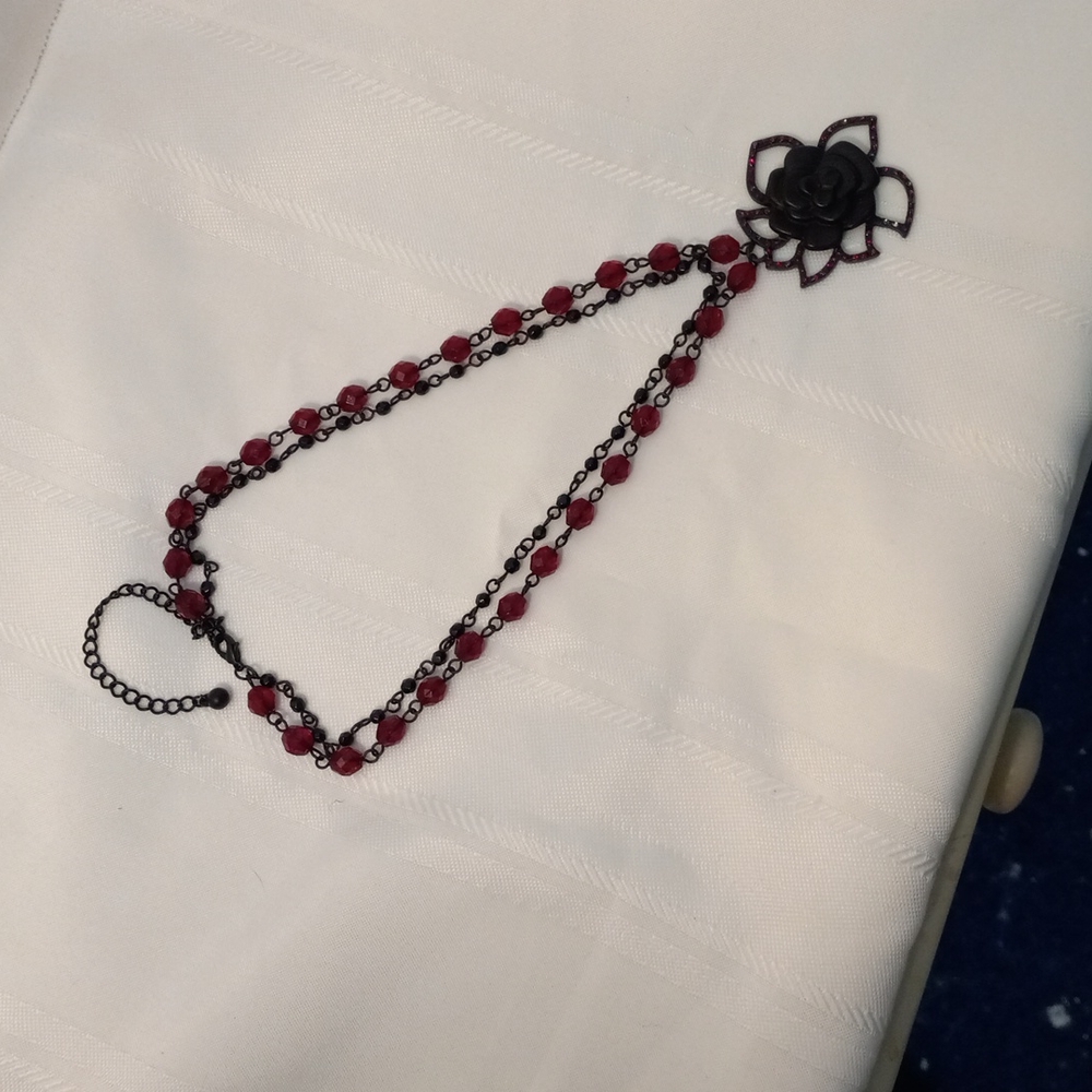 New Orleans Style Black and Red Choker